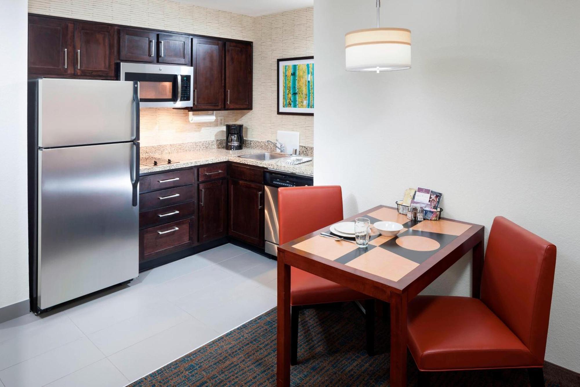 Denver 3* Highlands Ranch