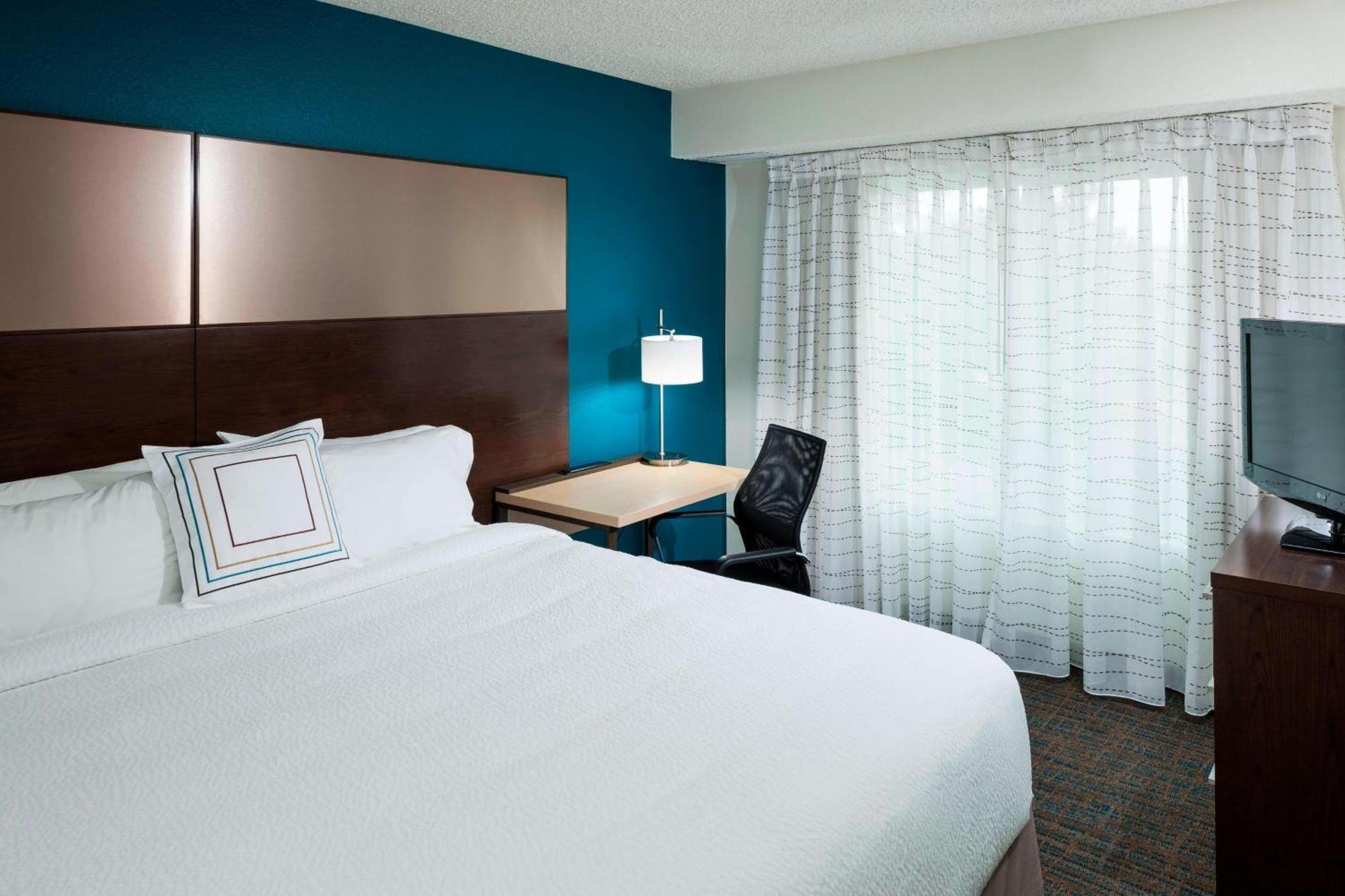 Denver Hotel 3*